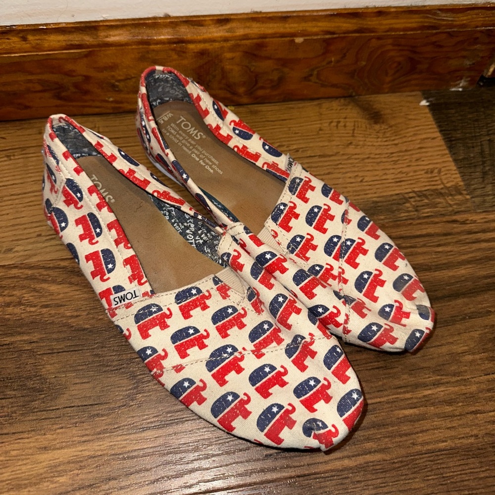 TOMS